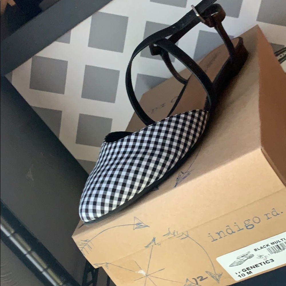 Black multi fabric casual shoe